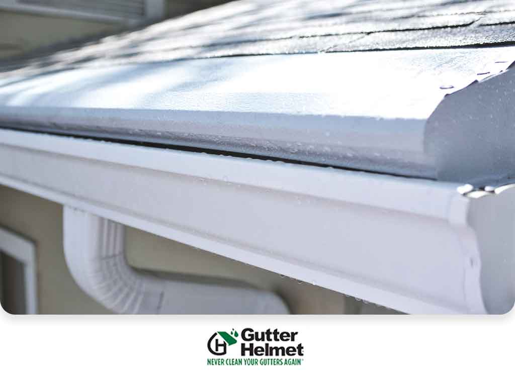 Are Your Gutters Prepared for Sudden Summer Storms?