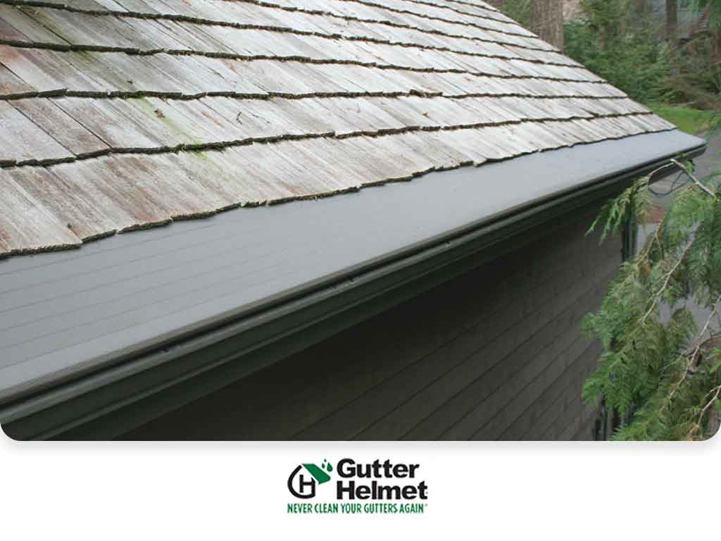4 Gutter Cleaning Mistakes You’re Likely Committing