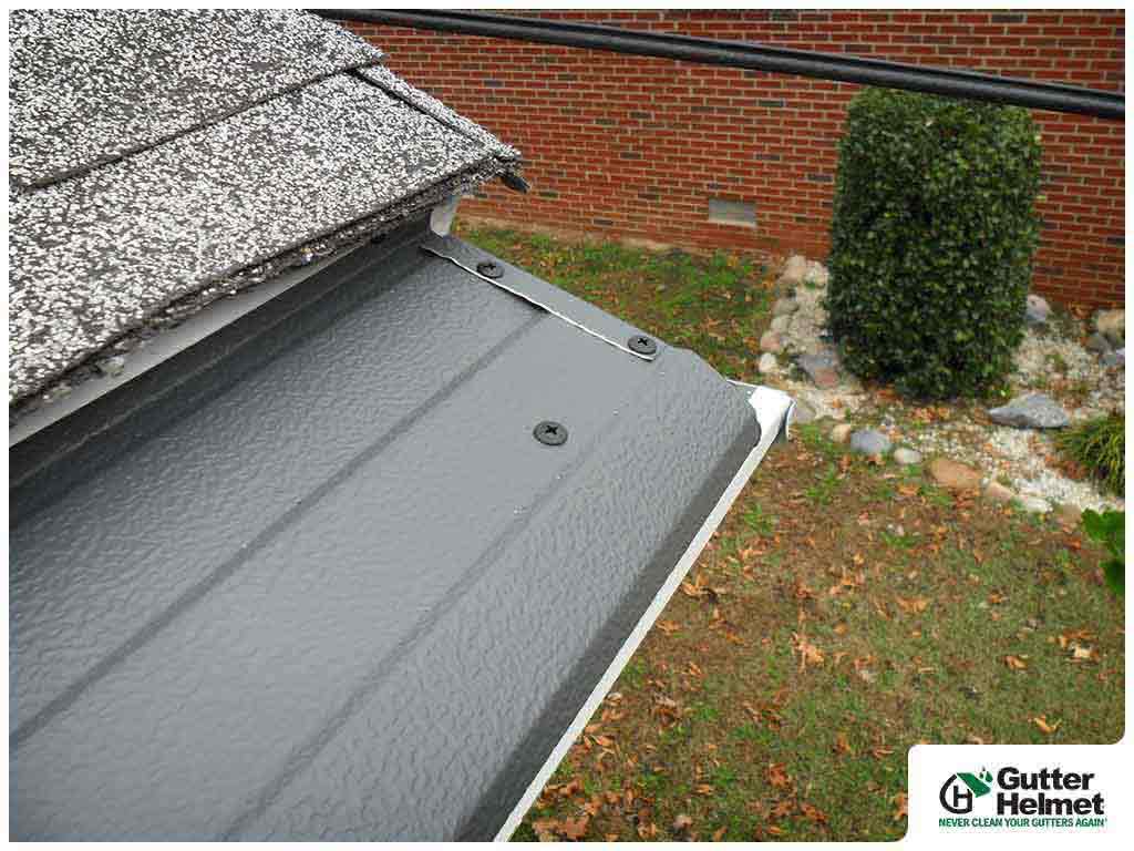 How to Patch Holes in Your Gutters