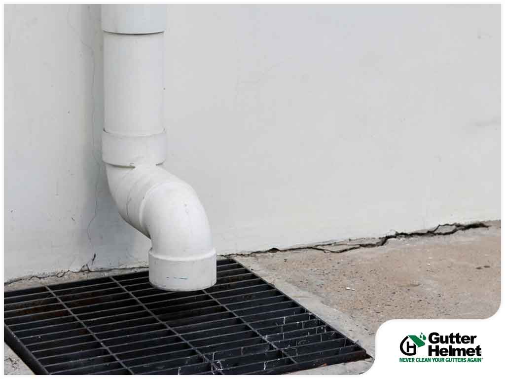 Gutter Problems Prevented by Working Downspouts