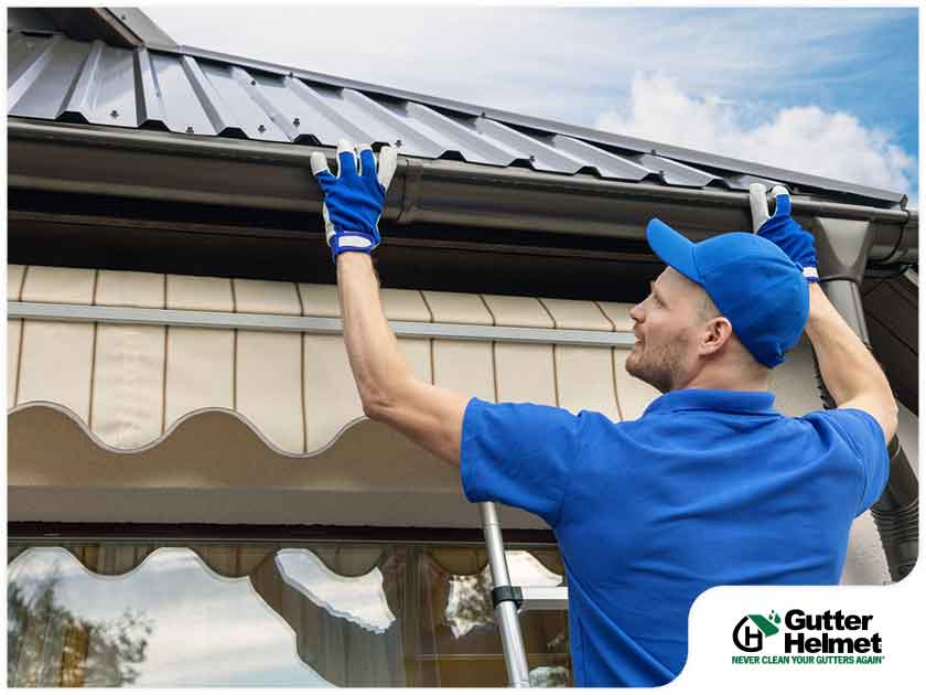 The Advantages of Working With Local Gutter Contractors