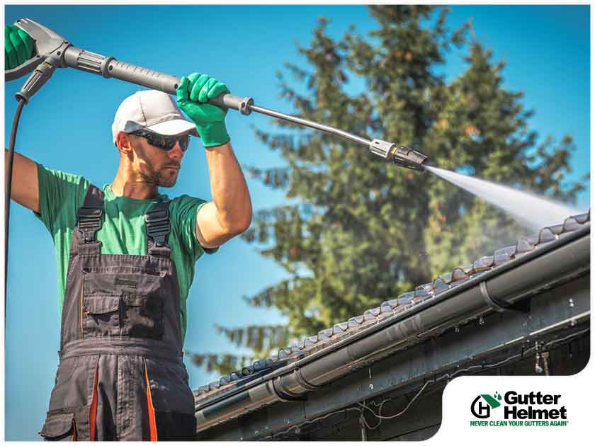 Common Mistakes Professional Gutter Installers Won’t Make