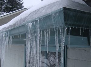 5 Common Locations for Ice Dams on a Roof