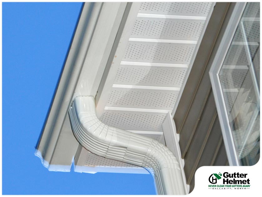 Should You Choose K-Style or Half Round Gutters?