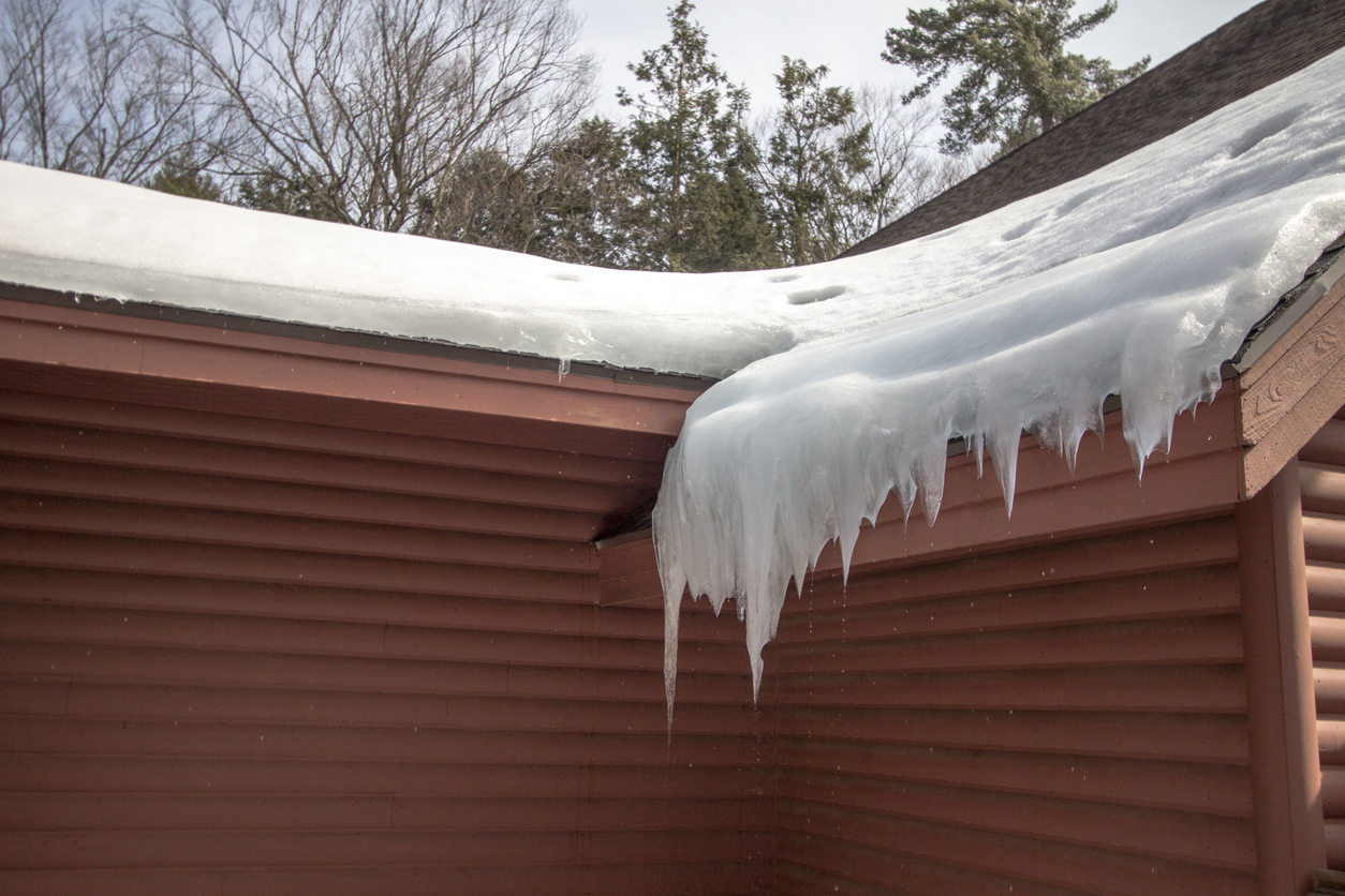 4 Ways to Stop Ice Dams From Forming