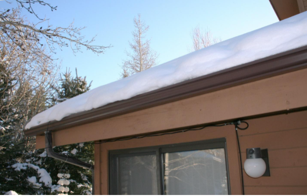 4 Effective Tips for Preventing Ice Dams