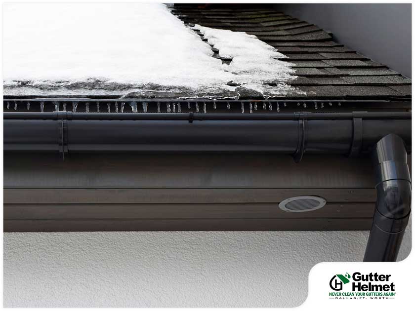 Tips to Help You Look for Roof and Gutter Winter Damage