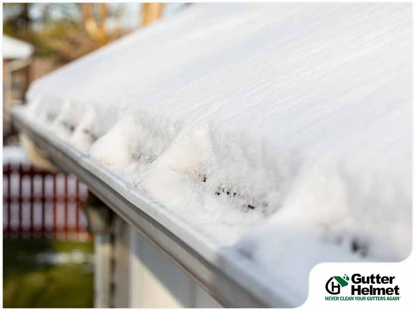 Gutters Frozen Solid? Here’s What to Do