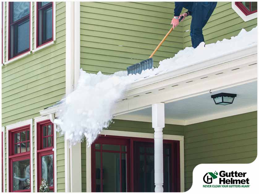 Can I Have My Gutters Cleaned In Winter?